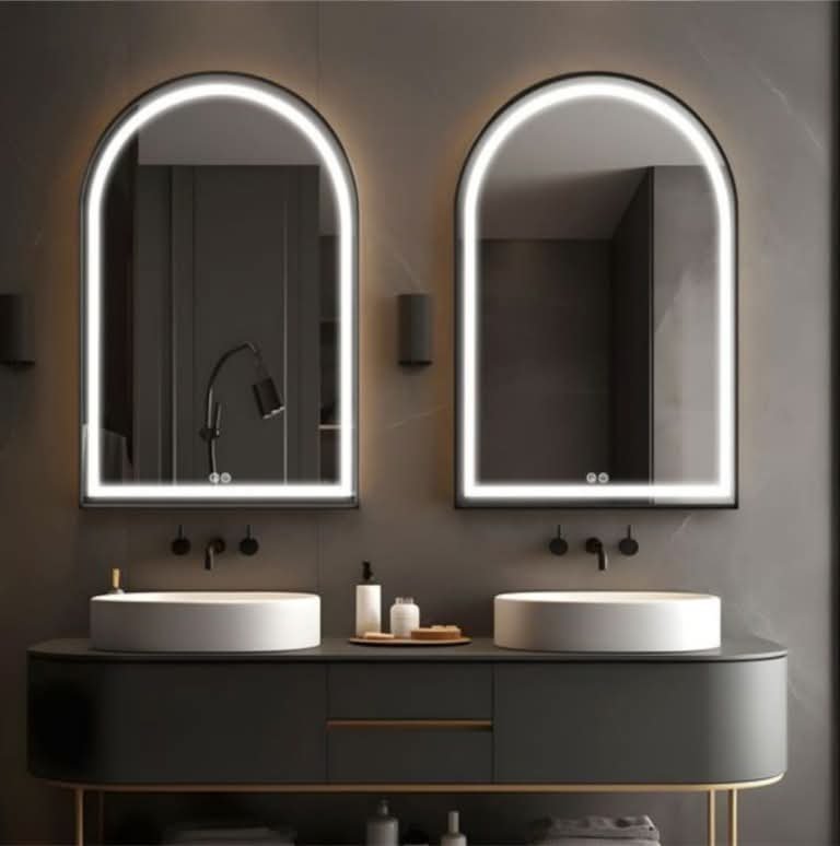 Standing mirror in Karachi - Image 14